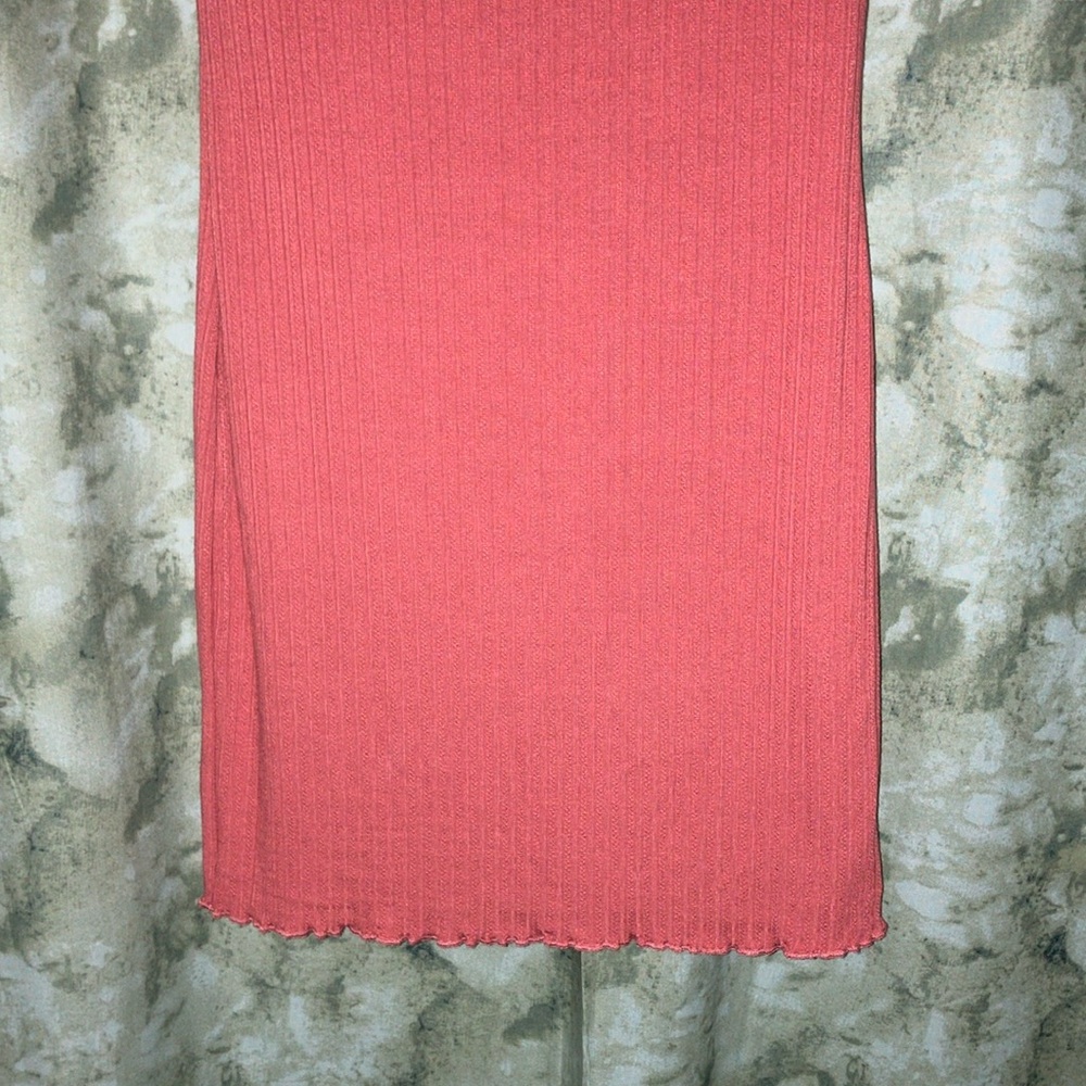 Pink Ribbed Short Sleeve Dress - Picture 4 of 5